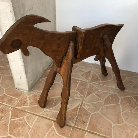 Casita Hari, Donde Tu Y Tu Tiempo Se Detienen. Apartment