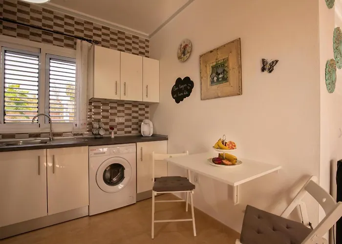 Casita Hari, Donde Tu Y Tu Tiempo Se Detienen. *